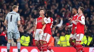 这名年轻的 这名年轻的